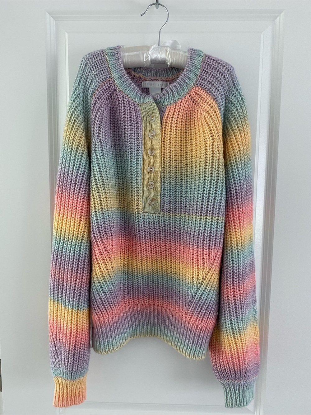 Colorful Sweater size Small
